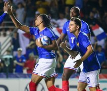 França derrota a Argentina e vai às semifinais em jogo marcado por confusão