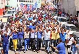 Biu faz caminhadas em União dos Palmares e Santana do Mundaú nesta quarta