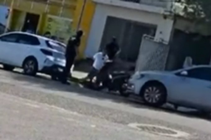 Homem é colocado em carro por pessoas vestidas como policiais civis e desaparece em Coruripe