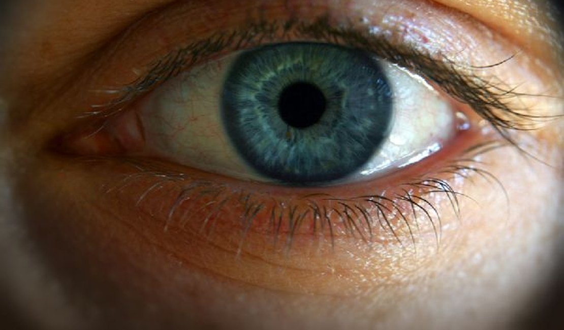 Sonha em ter olhos claros? Cientista cria método que altera coloração da íris castanha para azul