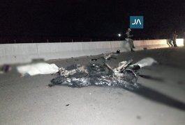 Colisão entre motos deixa dois mortos e dois feridos na AL 110, em Arapiraca; Assista