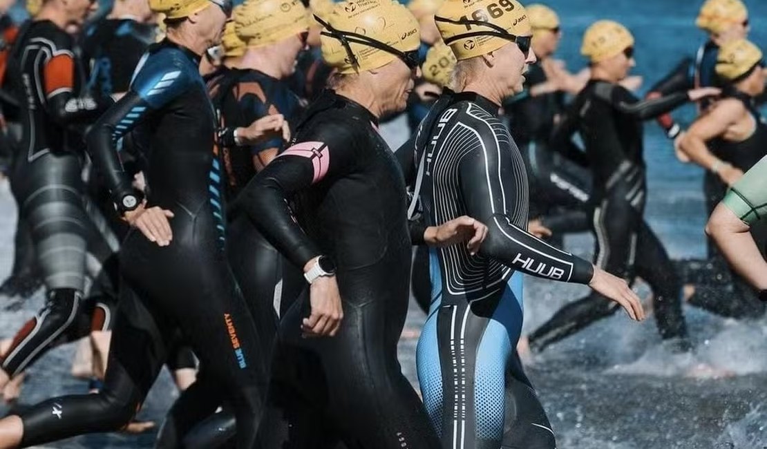 Dois atletas morrem durante prova do Mundial de triatlo na Espanha