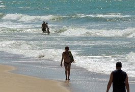 'Bactéria da praia' é comum em águas quentes; confira riscos