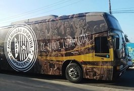 Após série de problemas mecânicos e penhora, ônibus do ASA vai a leilão