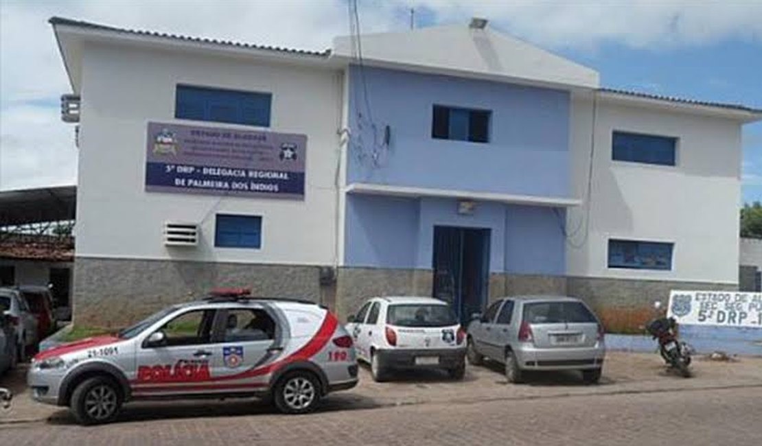 Dupla é presa com armas e drogas em van no interior de Alagoas