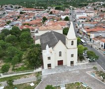 Inconsciente e vomitando sangue, homem é socorrido após sofrer mal súbito em Delmiro