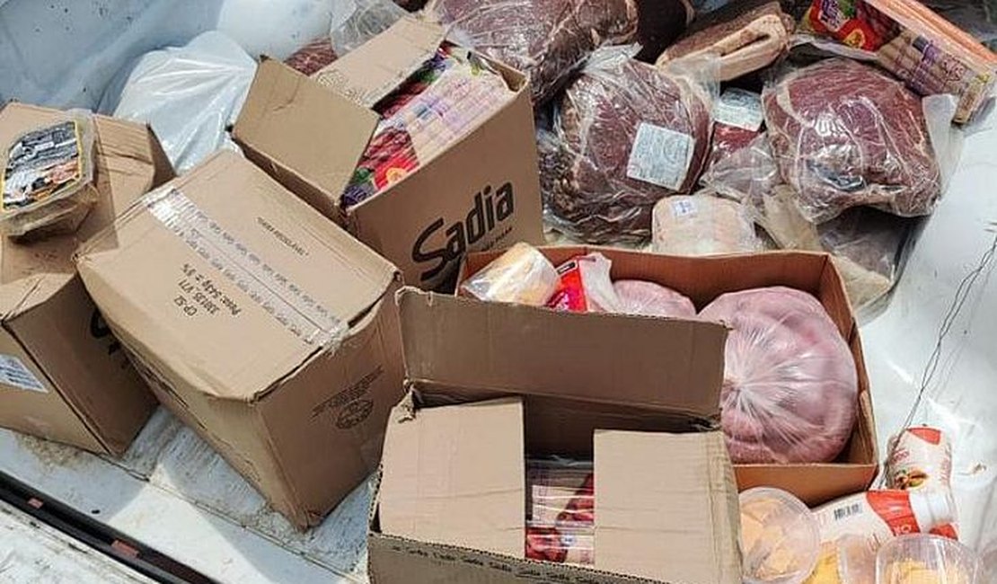 Fiscalização em laticínios apreende 850 kg de alimentos impróprios para consumo, em Maceió