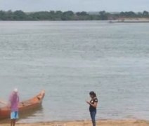 Corpo com perfurações é encontrado por populares no Rio São Francisco, em AL