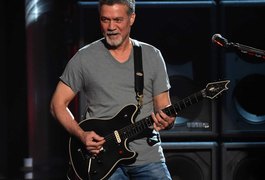 Guitarrista Eddie Van Halen morre aos 65 anos após batalha contra câncer