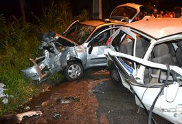 Quatro pessoas ficam feridas em grave acidente na AL 215, em Marechal Deodoro