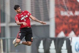 Jornal italiano diz que Paquetá é uma mistura de Ronaldinho, Kaká e Pastore