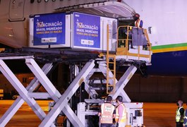 Brasil recebe hoje 3,8 milhões de doses da vacina contra a covid-19 da Oxford/AstraZeneca