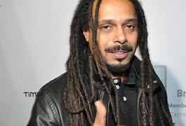 Marcelo Falcão anuncia aos fãs descoberta de filha de 17 anos