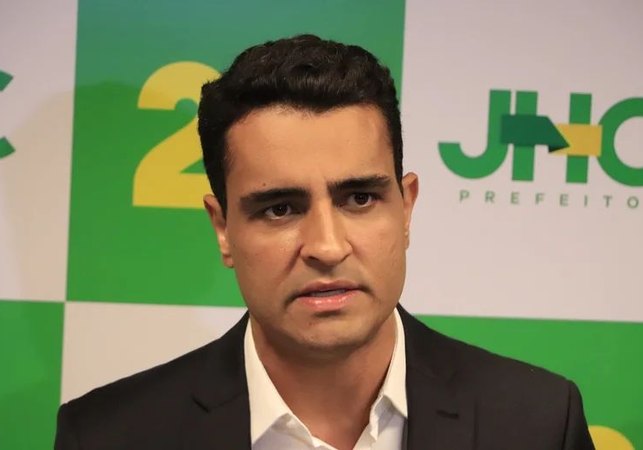 TRE-AL manda retirar postagem de ex-prefeito de Maceió por propaganda antecipada e fixa multa de até R$ 50 mil