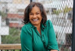 Aos 63, Solange Couto explica porque foi morar no Retiro dos Artistas