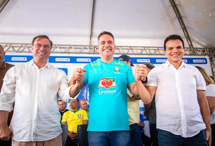 Luciano comemora assinatura de OS para pavimentação do acesso de quatro comunidades rurais; assista