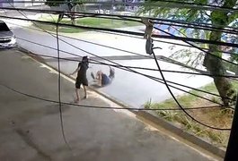 PM prende suspeito de praticar homicídio, em via pública, na parte baixa de Maceió