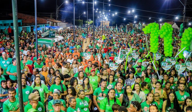 Bastinho confirma favoritismo e realiza o maior comício da história de Taquarana