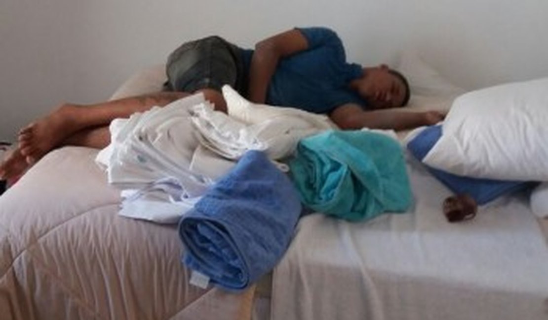 Ladrão escala prédio em Cuiabá e é flagrado dormindo em apartamento no 7º andar