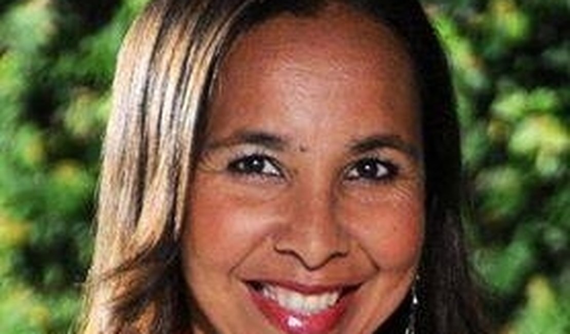 Mulher que sofreu descarga elétrica continua em estado grave