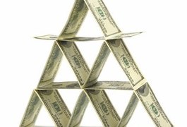 Entenda como funciona o golpe da pirâmide financeira