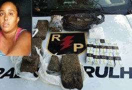 Mulher é presa comercializando drogas na Praça da Faculdade