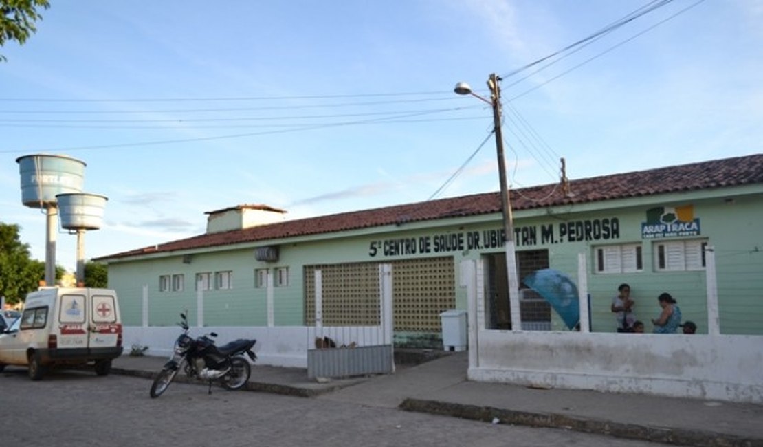 Pacientes reclamam da falta de estrutura na unidade de saúde 5º Centro, em Arapiraca