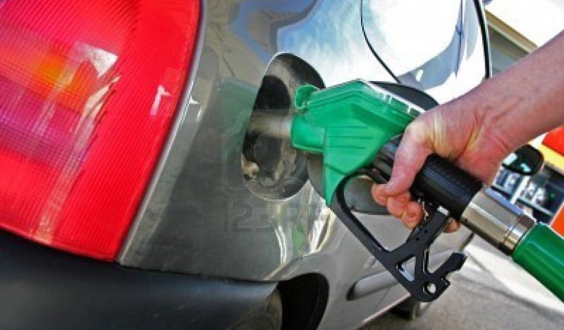 Posto de combustíveis do Centro de Arapiraca é assaltado, na madrugada de hoje (19)