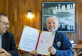Lula sanciona lei que garante renovação automática da CNH