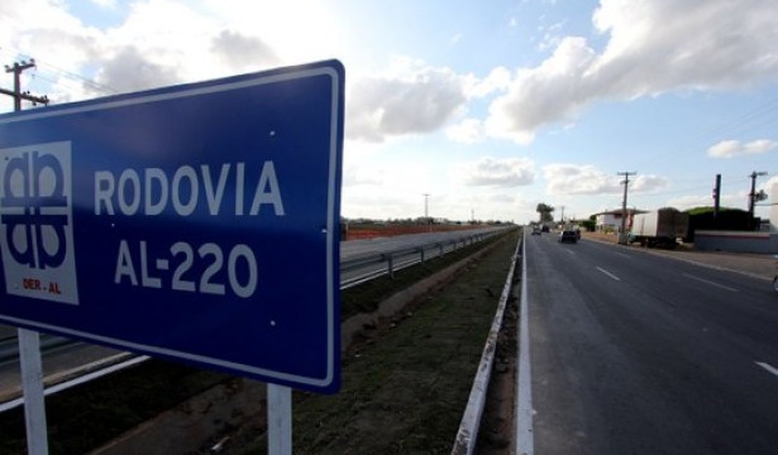 Jovem é atropelado na AL 220 e morre, na zona rural de Girau do Ponciano