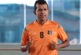 Meia de peso: Didira renova com Santa Cruz Futebol Clube