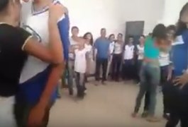 VÍDEO: Alunos fazem dança sensual em escola e causam polêmica nas redes sociais