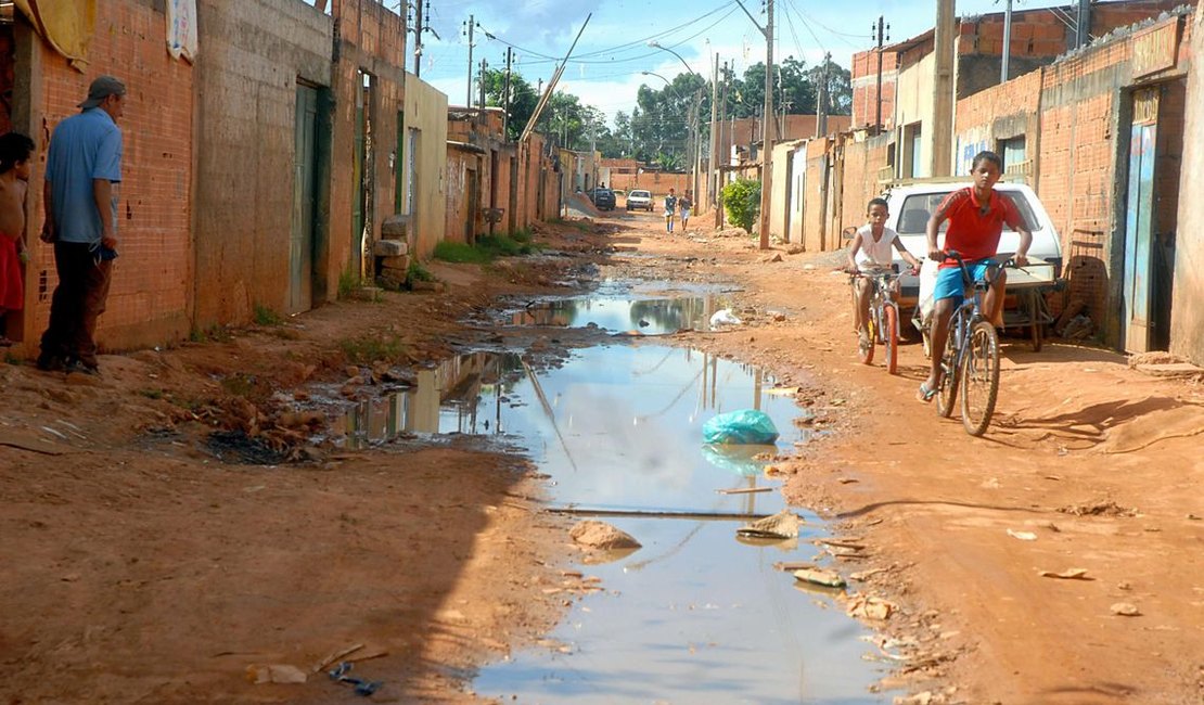 Extrema pobreza aumenta e chega a 15,2 milhões de pessoas