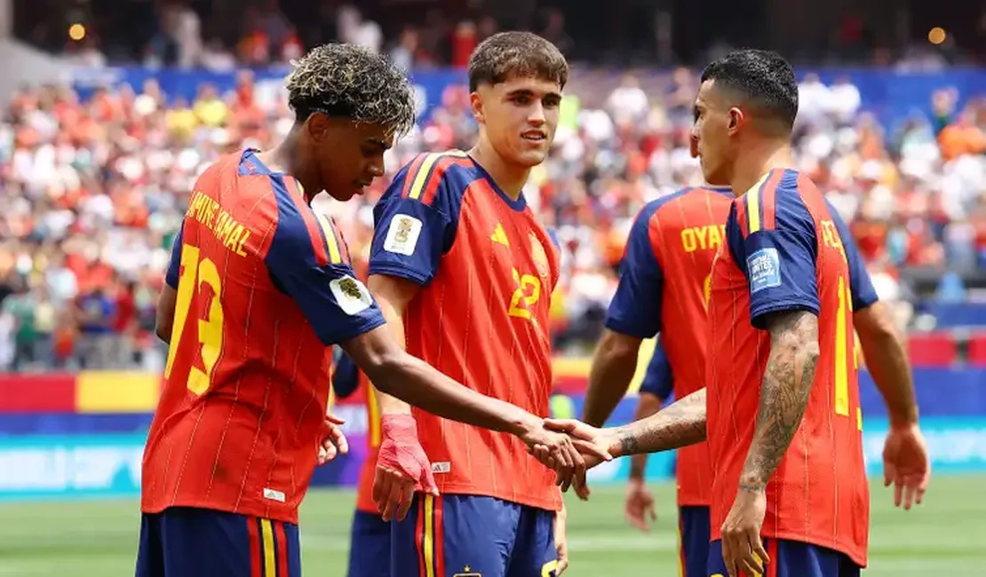 Espanha leva juventude e Argentina aposta em Messi na decisão da Copa