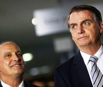 Bolsonaro e Onyx discutem Previdência e agenda pós-carnaval