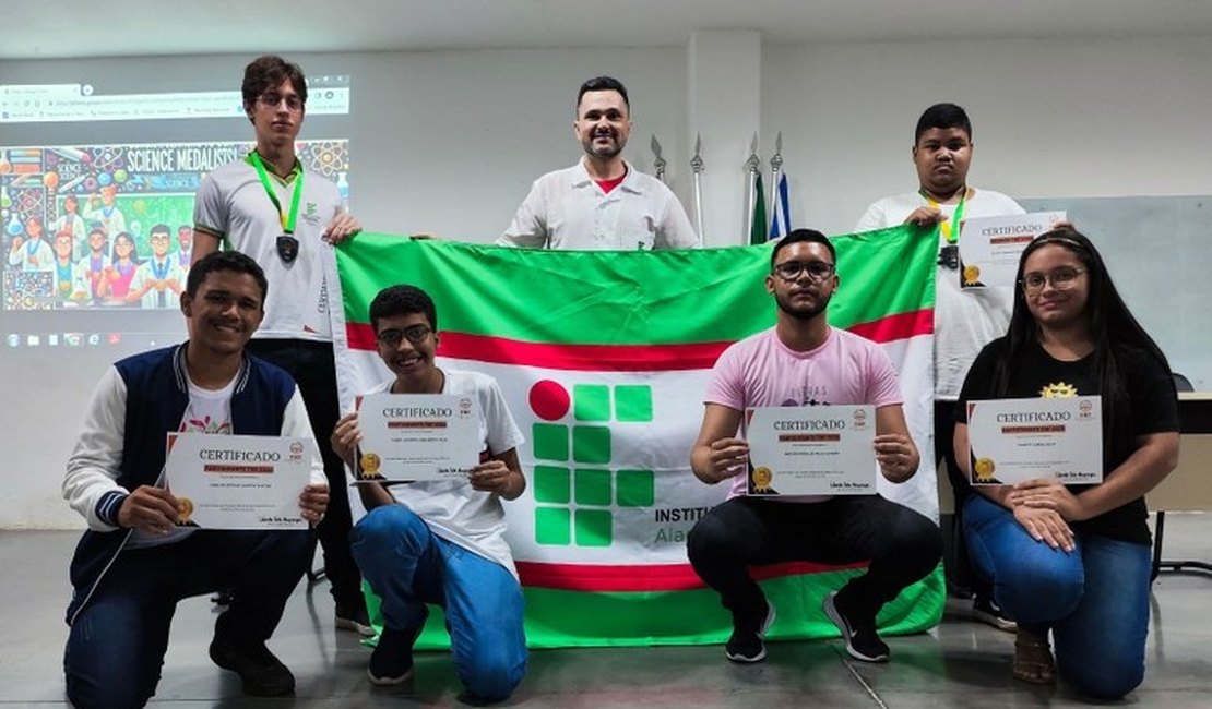 Estudantes do Ifal de Santana do Ipanema recebem medalhas de bronze e honra ao mérito em Torneio Nacional de Física