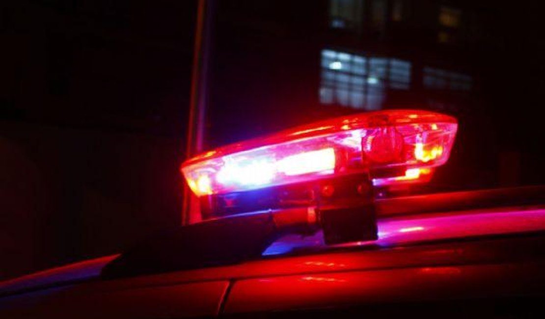 Taxista passa quatro horas dentro da mala do próprio carro durante assalto em Maceió