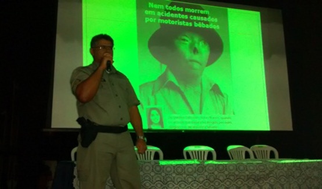 Pelotão Escolar do 3º BPM realiza palestra em escola de Arapiraca