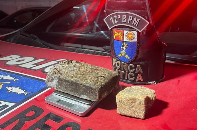12º BPM prende suspeito por tráfico de drogas na Cidade Universitária, em Maceió