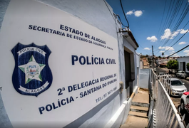 Embriagado e descontrolado, sobrinho chama tia de 'cachorra' na frente de policiais e é preso no Sertão