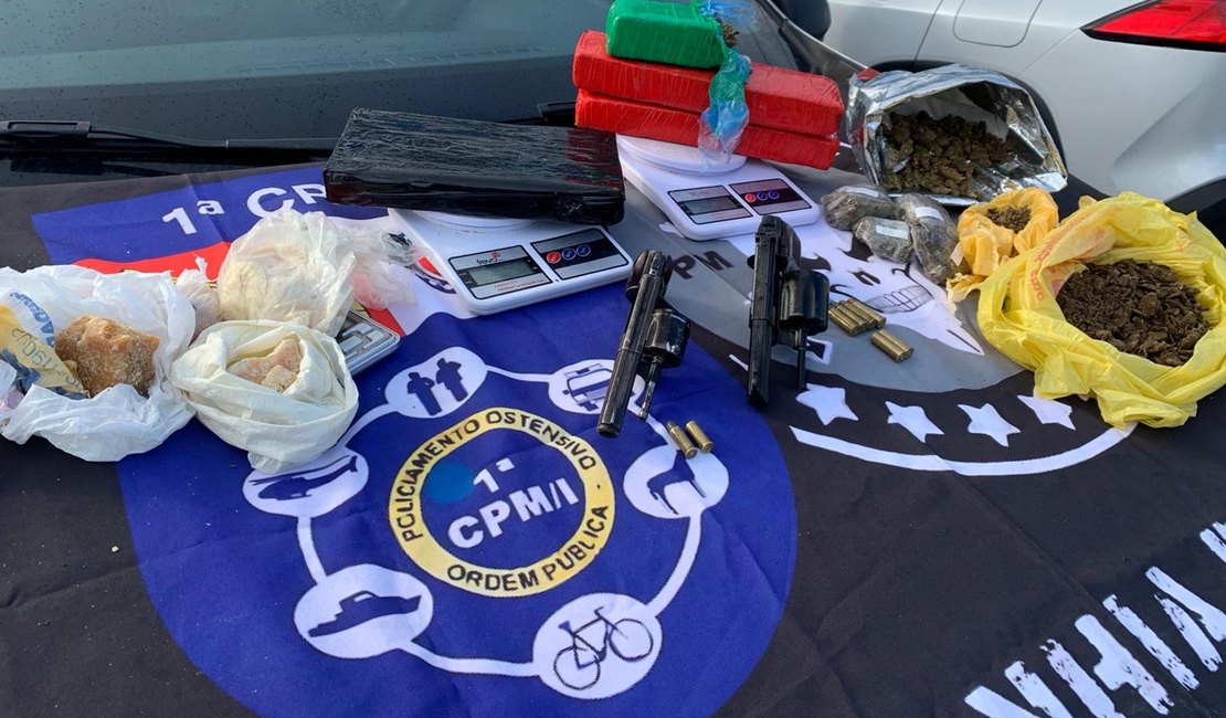 PM apreende 28 armas e quase 29 quilos de drogas em uma semana em Alagoas