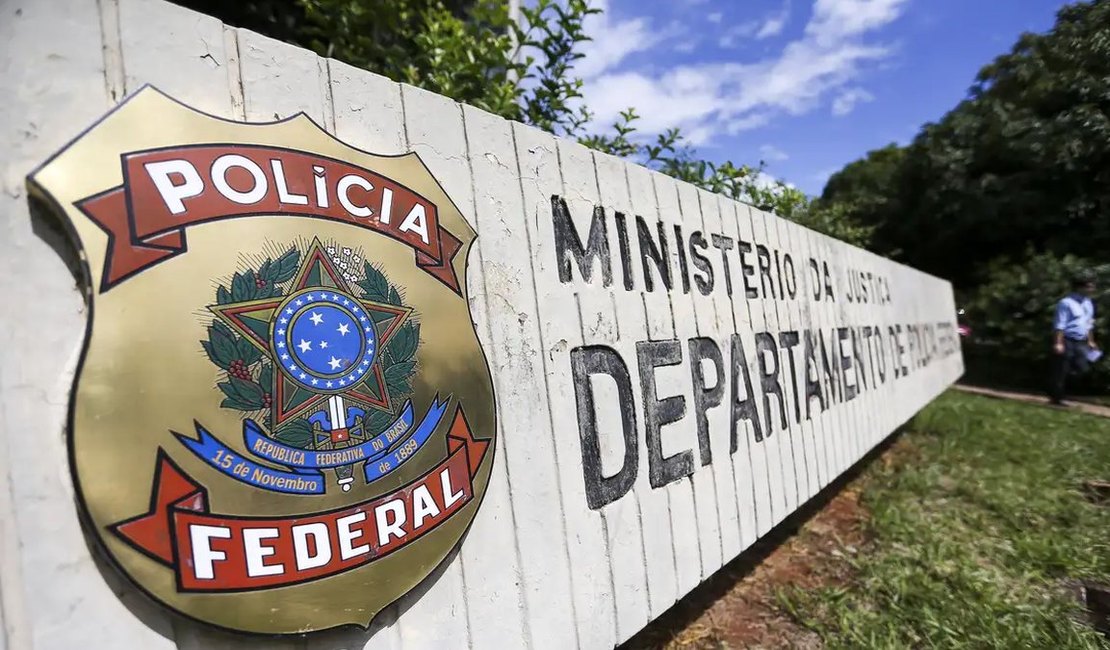 Polícia Federal abre inquérito para investigar R$ 4,2 bi em emendas