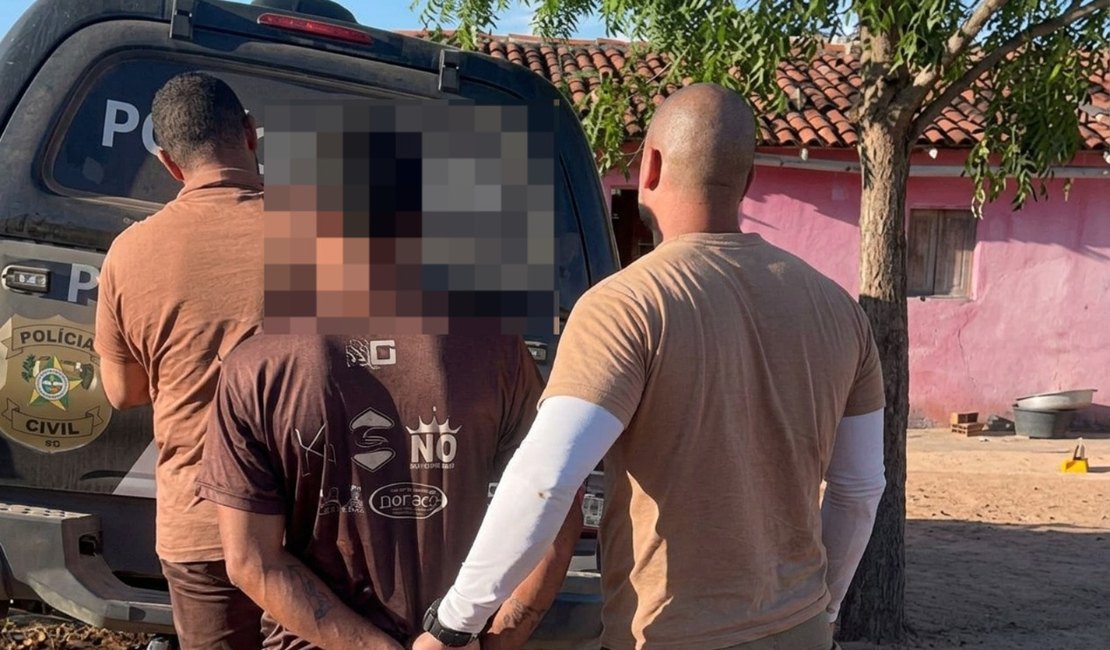 Conhecido como 'vampiro', homem que ameaçava 'beber sangue' de mãe e irmã é preso em Canapi