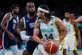 Brasil perde no basquete para os Estados Unidos e se despede da Olimpíada de Paris