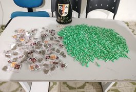 Após denúncia, polícia apreende cocaína, crack e maconha dentro de casa abandonada em Arapiraca