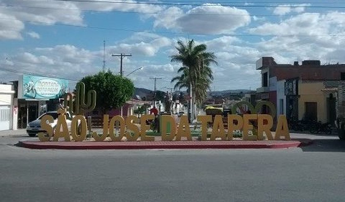 Estudantes de São José da Tapera estariam recebendo caldo de charque como merenda, afirma Sinteal