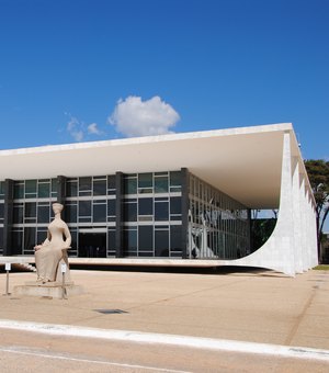 Diferenças entre o interrogatório com base no regimento interno do STF e o interrogatório previsto no CPP