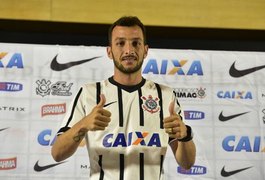 Dracena exalta torcida e Arena Corinthians, mas dispensa faixa