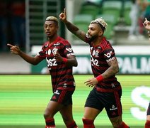 Com facilidade, Flamengo vence Palmeiras por 3 a 1