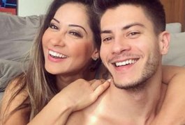 Maíra Cardi diz que tem playlist de louvor para hora do sexo com Arthur Aguiar